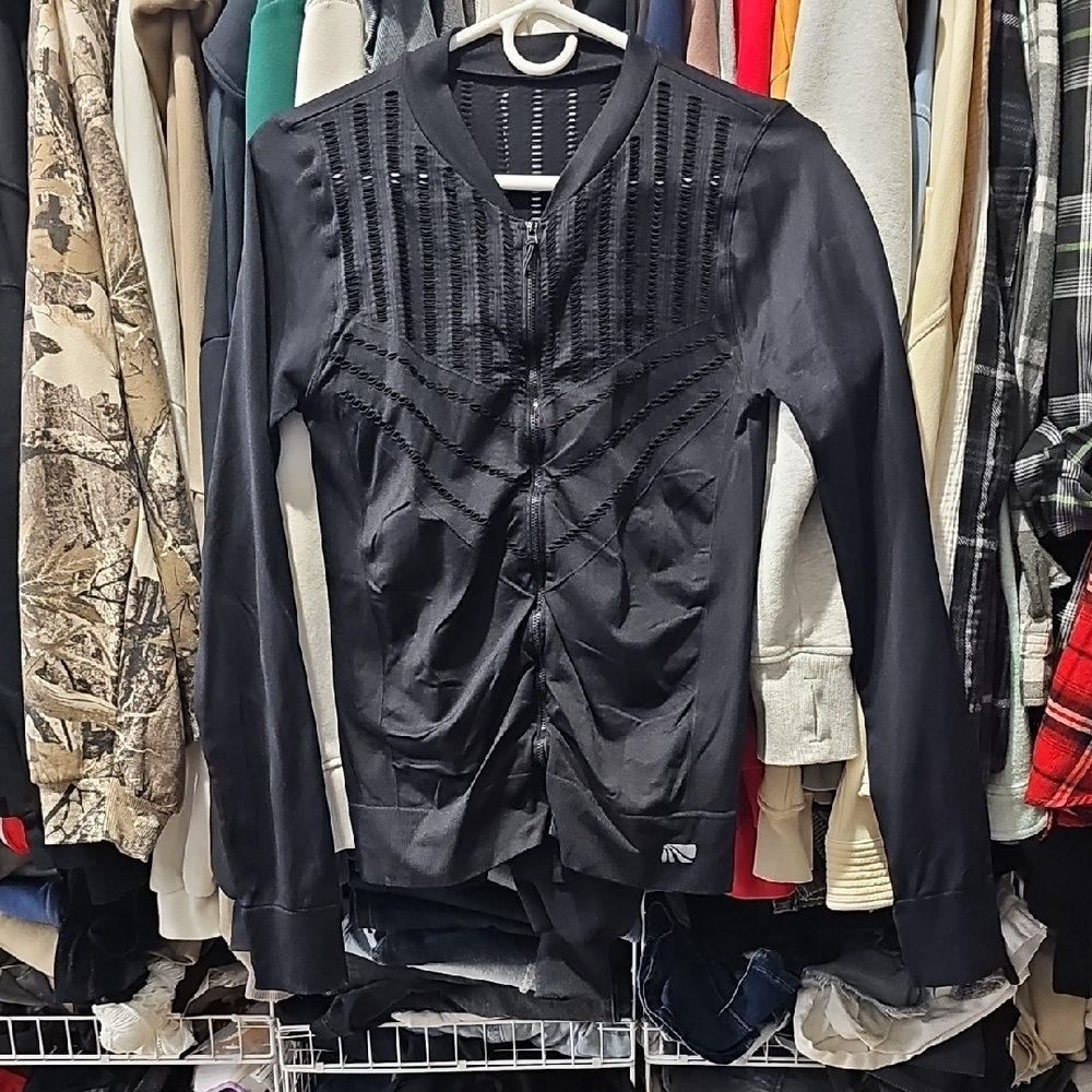 MARIKA Black Long Sleeve Workout Zip-up